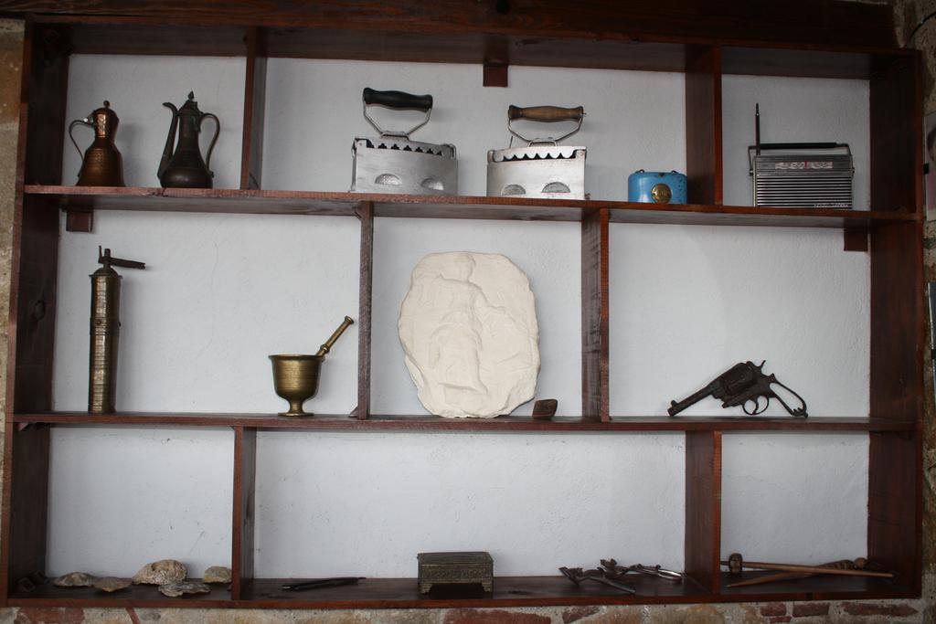 Guesthouse To Spiti Τou Gakou Nestorion Exterior foto